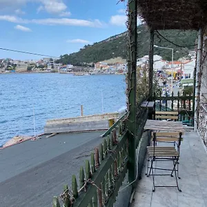 Yali Butik *** Karaburun (Izmir)